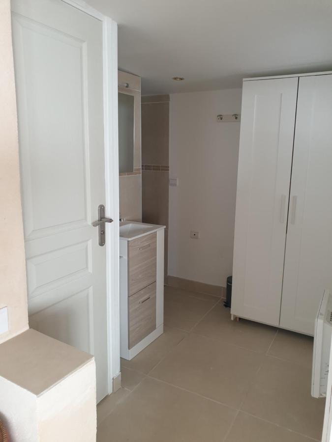Petite Etoile De Mer - Studio Hyper Equipe A 150M D'Une Plage De Sable Fin Grande Terrasse Presqu'Ile De Charme سانت-ماندرييه-سور-مير المظهر الخارجي الصورة
