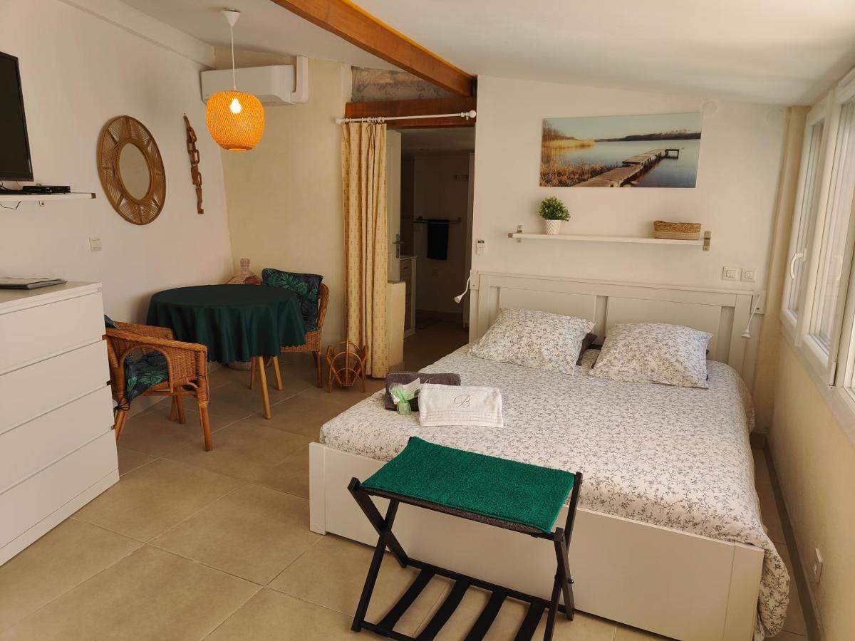 Petite Etoile De Mer - Studio Hyper Equipe A 150M D'Une Plage De Sable Fin Grande Terrasse Presqu'Ile De Charme سانت-ماندرييه-سور-مير المظهر الخارجي الصورة