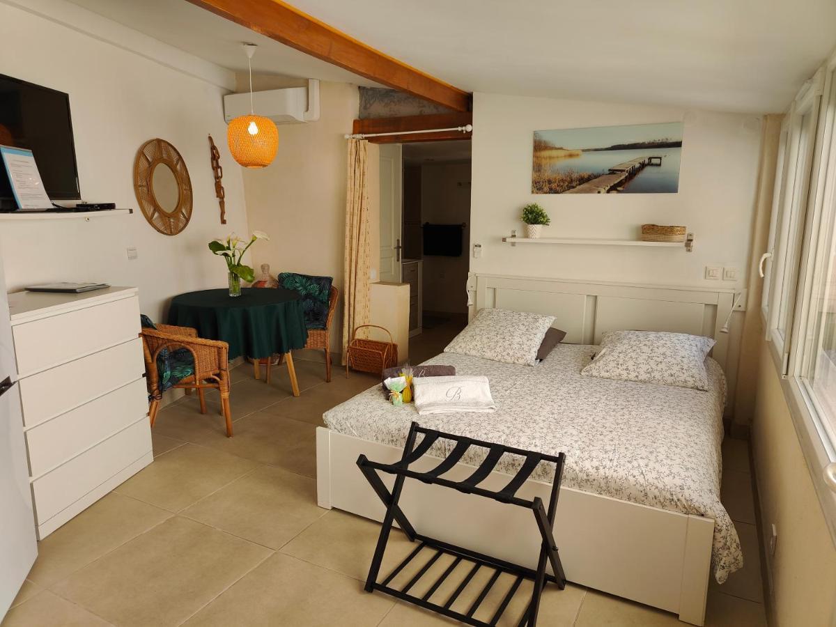 Petite Etoile De Mer - Studio Hyper Equipe A 150M D'Une Plage De Sable Fin Grande Terrasse Presqu'Ile De Charme سانت-ماندرييه-سور-مير المظهر الخارجي الصورة